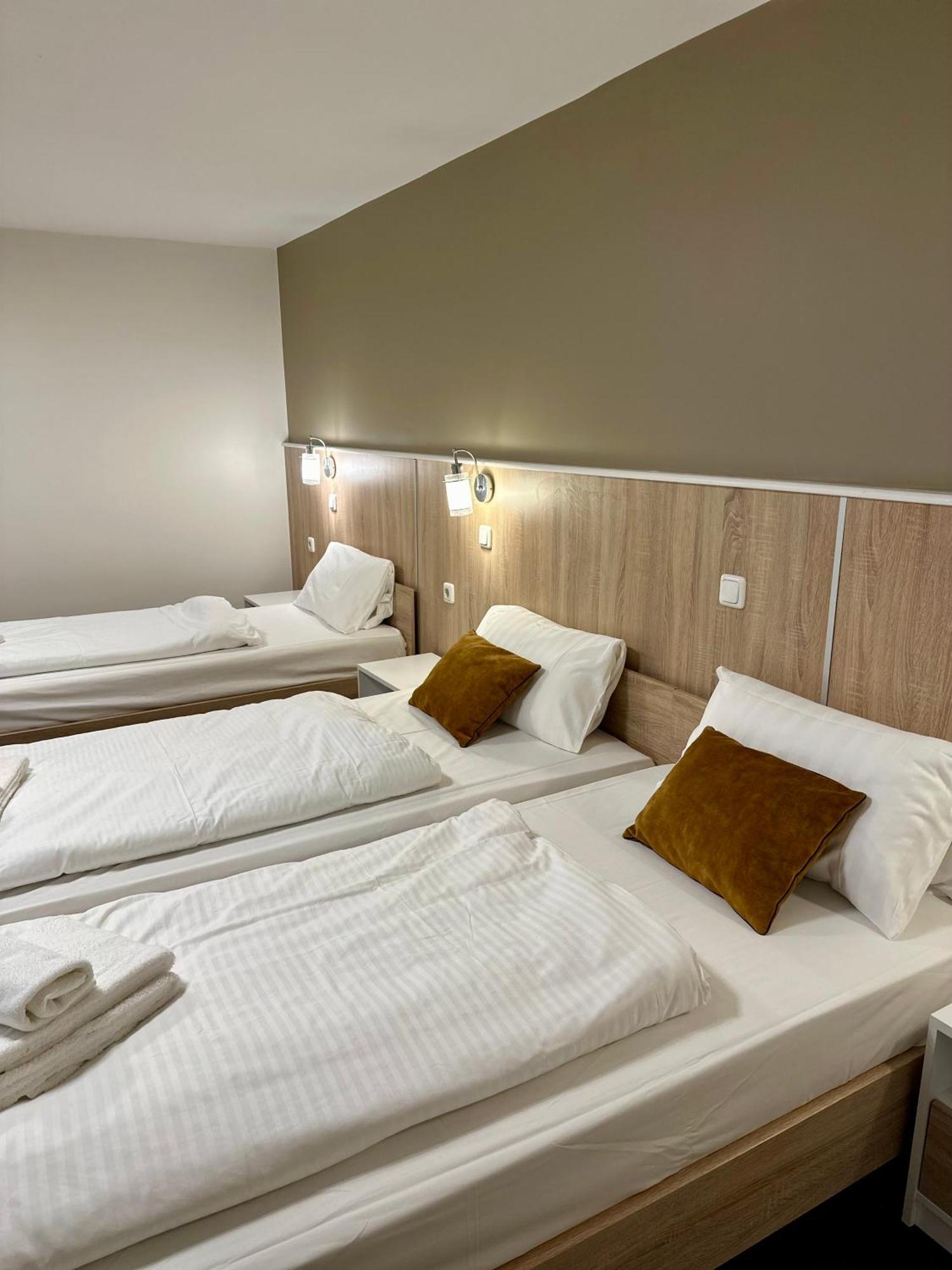 Hotel Oldesloer Hof Bad Oldesloe Buitenkant foto